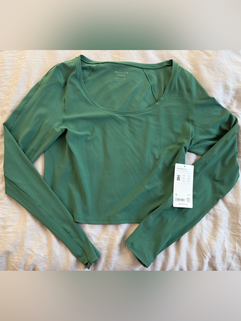 Athleta Meadow Green Scoop Neck Long-Sleeve Crop Top